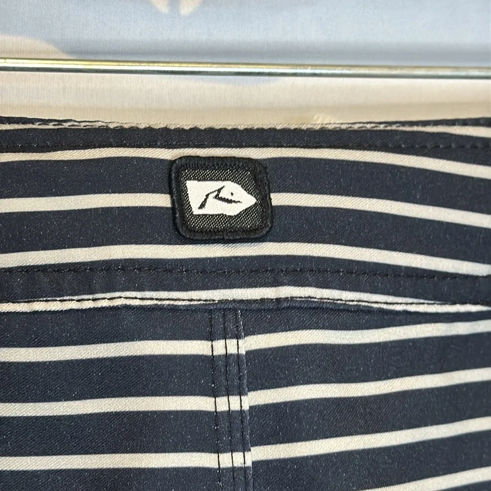 Rusty men’s board shorts blue black striped size 34 waist
